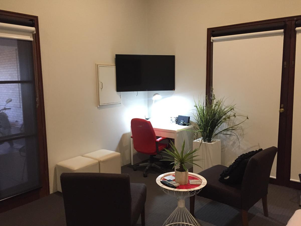 Fairway Manor Accommodation Northam Ngoại thất bức ảnh